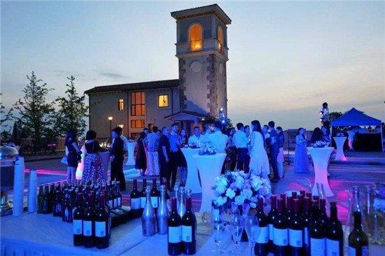 公司酒會(huì)活動(dòng)